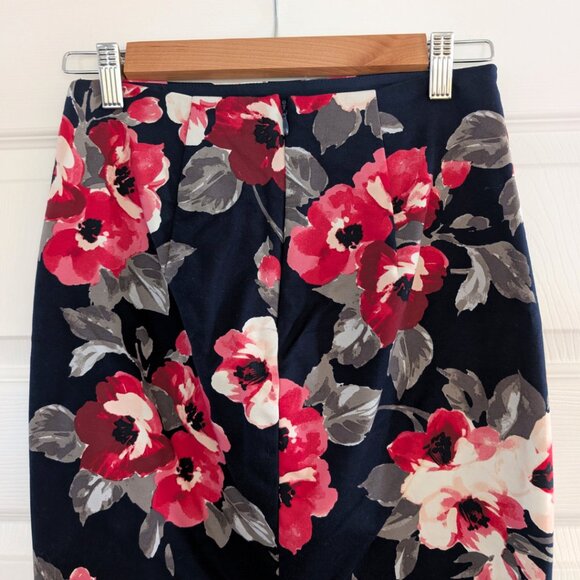 RW&CO pencil skirt navy red floral size 0 - Picture 3 of 15